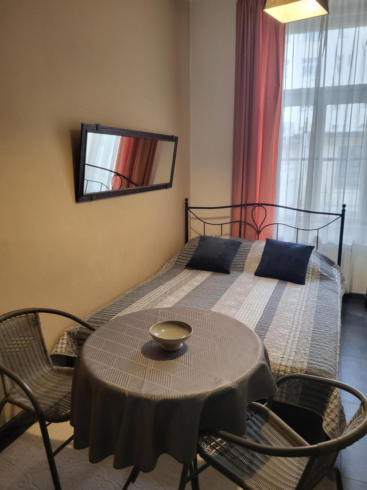 Pension Sunflower Praga Exterior foto